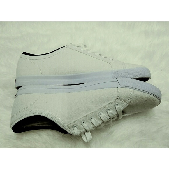 NWT Nautica Hulls 2 J Class White Sneakers - Picture 4 of 8